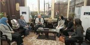 الأمم المتحدة الإنمائي يشيد بجهود محافظ الأقصر في دعم المشروعات التنموية - وضوح نيوز