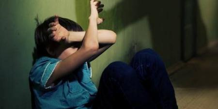 مدرس يعتدي على طفلة بشبرا الخيمة - وضوح نيوز