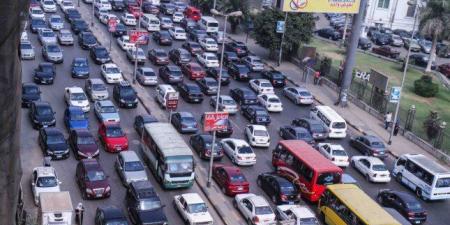 اعرف طريقك.. تكدس مروري بمحاور وميادين القاهرة والجيزة - وضوح نيوز