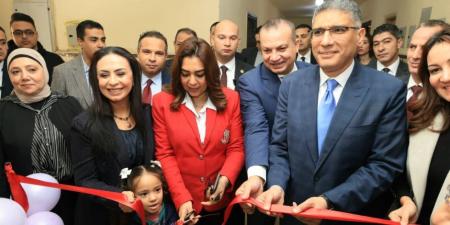 وزيرتا التضامن والتنمية المحلية ومحافظ الجيزة يفتتحون المجمع الخدمي بمساكن روضة السودان - وضوح نيوز