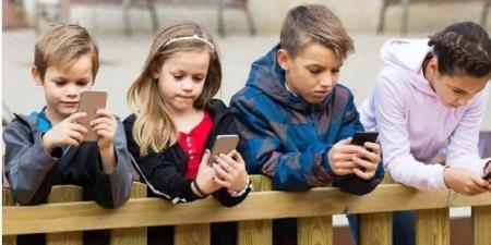 رسميًا.. أستراليا تطبق حظر استخدام الشبكات الاجتماعية على دون الـ 16 عامًا - وضوح نيوز