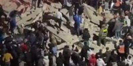 «مدينة فاس في حداد».. مقتل 19 شخص بينهم أطفال في انهيار مبنيين سكنيين في المغرب - وضوح نيوز