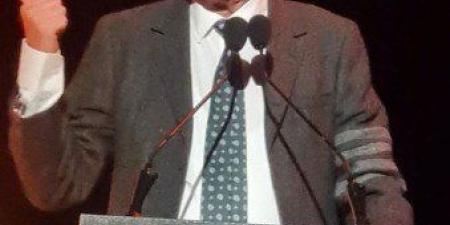 عمره ما كان ناصري.. ساويرس يكشف علاقة أحمد فؤاد نجم بـ جمال عبد الناصر - وضوح نيوز