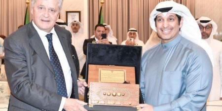 الكويت وفرنسا تبحثان تعزيز التعاون الثنائي بين البلدين في مجالات الإعلام والثقافة - وضوح نيوز