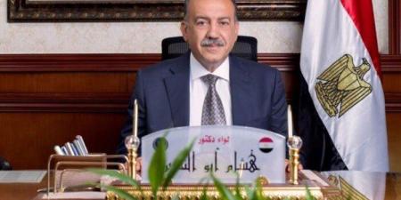 محافظ أسيوط يعلن انطلاق قافلة «مصر في عيونا» لمكافحة مسببات العمى وضعف الإبصار - وضوح نيوز