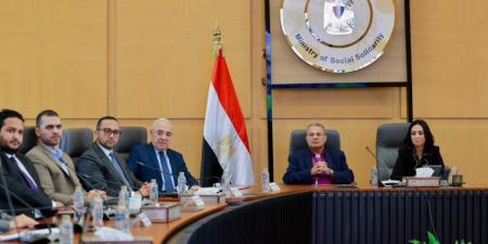 وزيرة التضامن الاجتماعي تلتقي رئيس الطائفة الإنجيلية ووفد من التحالف الوطني للعمل الأهلي التنموي - وضوح نيوز