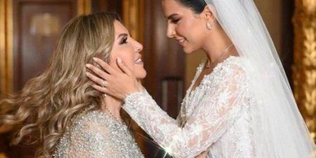 بالصور.. الفنانة نادية مصطفى تحتفل بزفاف ابنتها بطريقة مؤثرة - وضوح نيوز