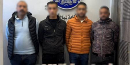 ضبط شخصين وسيدتين في الشرابية بحوزتهم كروت دعاية انتخابية لأحد المرشحين ومبالغ مالية تمهيدا لتوزيعها على الناخبين - وضوح نيوز