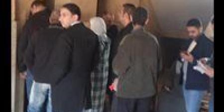 إقبال كثيف من الناخبين بمعهد كوم اسفين بالقليوبية في اليوم الأول لإعادة المرحلة الثانية لانتخابات مجلس النواب - وضوح نيوز