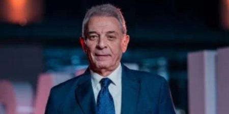 تغيير اسم مسلسل محمود حميدة من الأستاذ إلى فرصة أخيرة. أعرف التفاصيل - وضوح نيوز