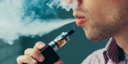 دراسة تحذر: الأشخاص المدخنين للسجائر الإلكترونية أكثر عرضة للنوبات القلبية - وضوح نيوز
