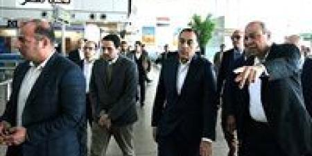 رئيس الوزراء يبدأ جولة تفقدية موسعة بمطار القاهرة الدولي - وضوح نيوز