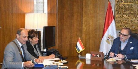 الاجتماع التحضيري لبحث الاستعدادات النهائية لاحتفالية اليوبيل الذهبي لجامعة حلوان - وضوح نيوز