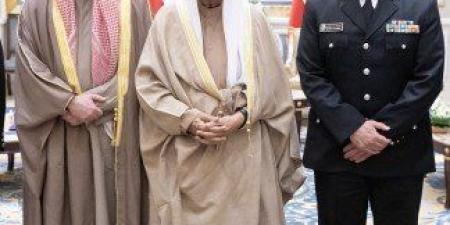 أمير الكويت يستقبل النائب الأول لرئيس مجلس الوزراء ووزير الداخلية ووكيل وزارة الداخلية الجديد - وضوح نيوز