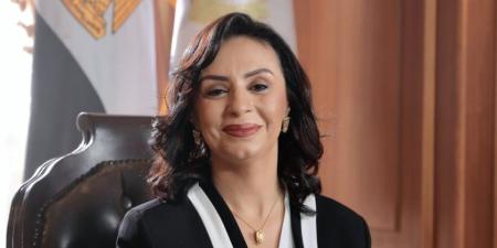 وزيرة التضامن تعلن بصرف مساعدات لأسر ضحايا عقار إمبابة - وضوح نيوز