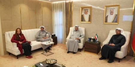 وزير الإعلام يبحث ومسؤولي منصة "51" التوجه العام لتطويرها بما يتماشى ورؤية الحضور الإعلامي الرقمي لدولة الكويت - وضوح نيوز