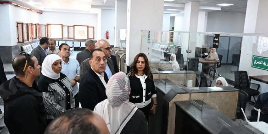 رئيس الوزراء يتفقد المركز التكنولوجي بإحدى قرى شبين القناطر - وضوح نيوز