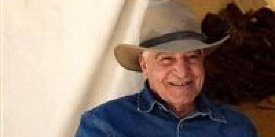 جدل بين زاهي حواس ووسيم السيسي حول بناة الأهرامات - وضوح نيوز