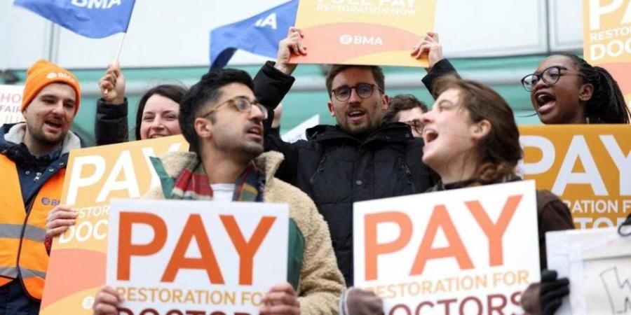وسط تفشي اللإنفلونزا.. اضطرابات واسعة في النظام الصحي البريطاني وإضراب محتمل للأطباء - وضوح نيوز