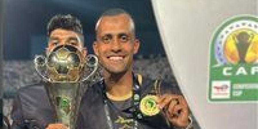 "مليش في الهجايص".. محمد أشرف لاعب الزمالك السابق يرد على تصريحات عبد الواحد السيد وأيمن عبد العزيز ضده - وضوح نيوز