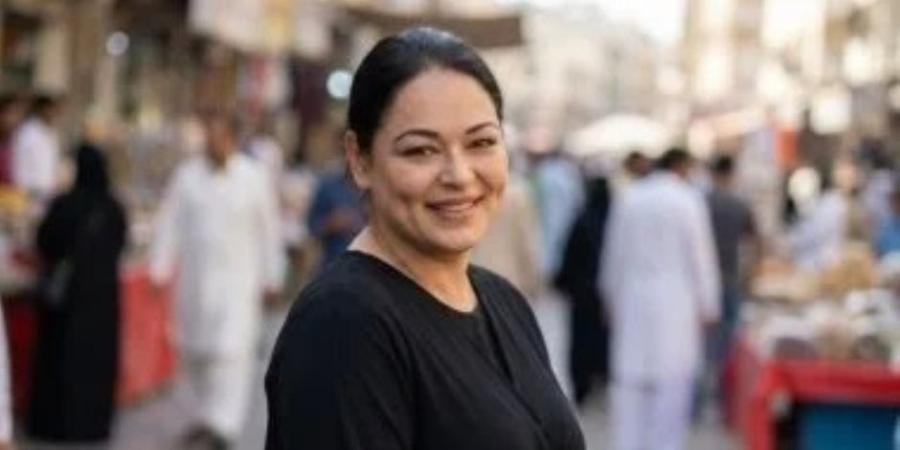 فريق النيابة يعاين حريق شقة الفنانة نيفين مندور بعد وفاتها بالإسكندرية - وضوح نيوز