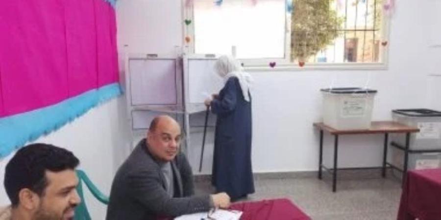 توافد الناخبين على لجان المطرية مع انطلاق جولة الإعادة بانتخابات النواب 2025 - وضوح نيوز