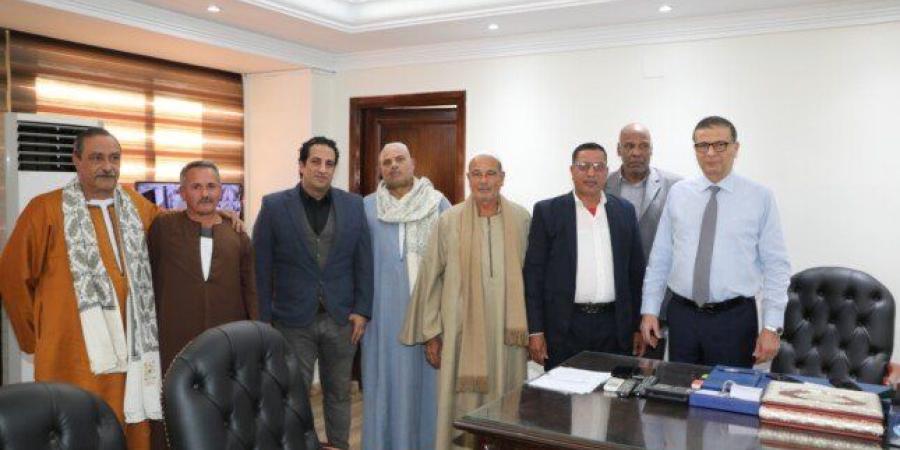 علاء فاروق يستقبل وفداً من مزارعي الإصلاح الزراعي بالبحيرة وأسوان - وضوح نيوز