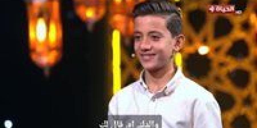 مصطفى حسني للمتسابق علي محمد:نفسي أعرف المسجد اللي بتصلي فيه أصلي وراك - وضوح نيوز