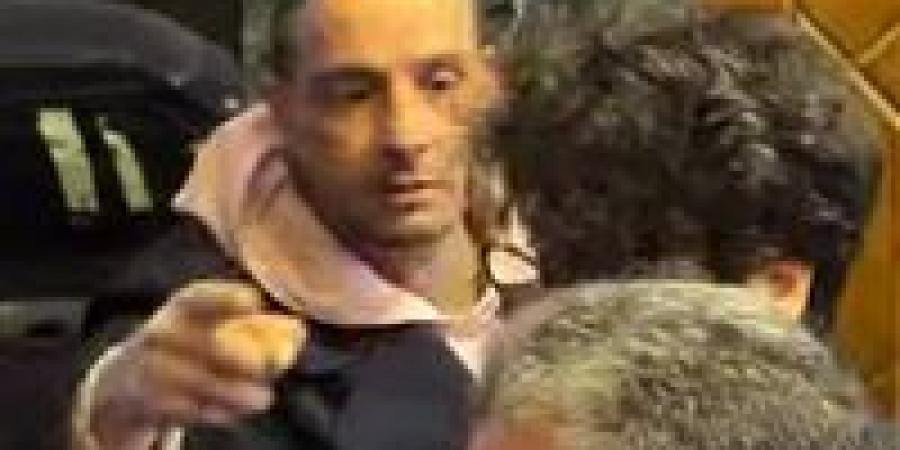 بعد عزاء والدة الفيشاوي.. الإعلامية فريدة الزمر لـ تحيا مصر: يجب أن تتوقف الانتهاكات الإخلاقية والمهنية في الجنازات والعزاء - وضوح نيوز