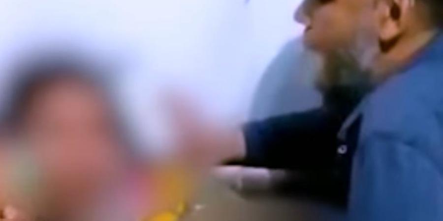 سقط في قبضة الأمن.. كواليس فيديو "مُخرج الجن" بالمنصورة وتحريات تكشف أسرار "عقدة الإنجاب" - وضوح نيوز