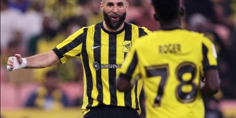 بنزيما يقود اتحاد جدة لفوز صعب على ناساف في دوري أبطال آسيا للنخبة - وضوح نيوز