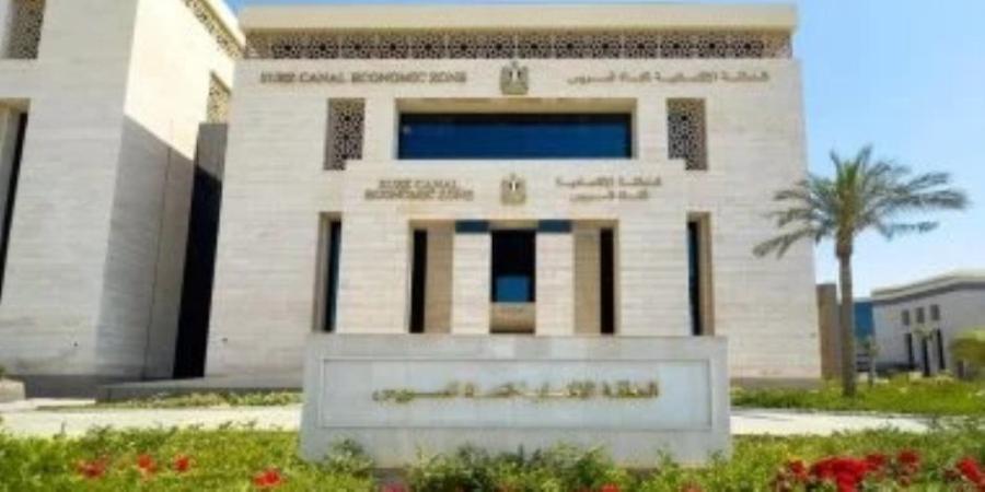 اقتصادية قناة السويس تنفى رسو سفينة تحمل معدات عسكرية بميناء بورسعيد - وضوح نيوز