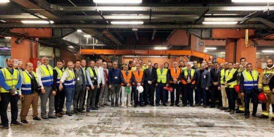 تجربة طوارئ بمنطقة مناولة الأمتعة (BHS) في مبنى الركاب رقم (3) بمطار القاهرة الدولي - وضوح نيوز