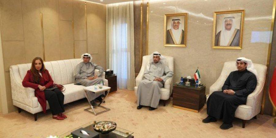 وزير الإعلام يبحث ومسؤولي منصة "51" التوجه العام لتطويرها بما يتماشى ورؤية الحضور الإعلامي الرقمي لدولة الكويت - وضوح نيوز