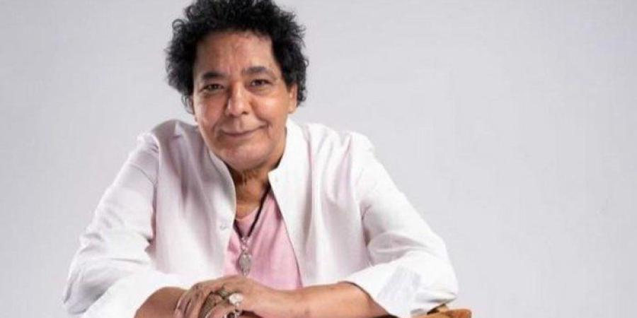 صورة تطمئن الجمهور.. تطورات الحالة الصحية للكينج محمد منير - وضوح نيوز