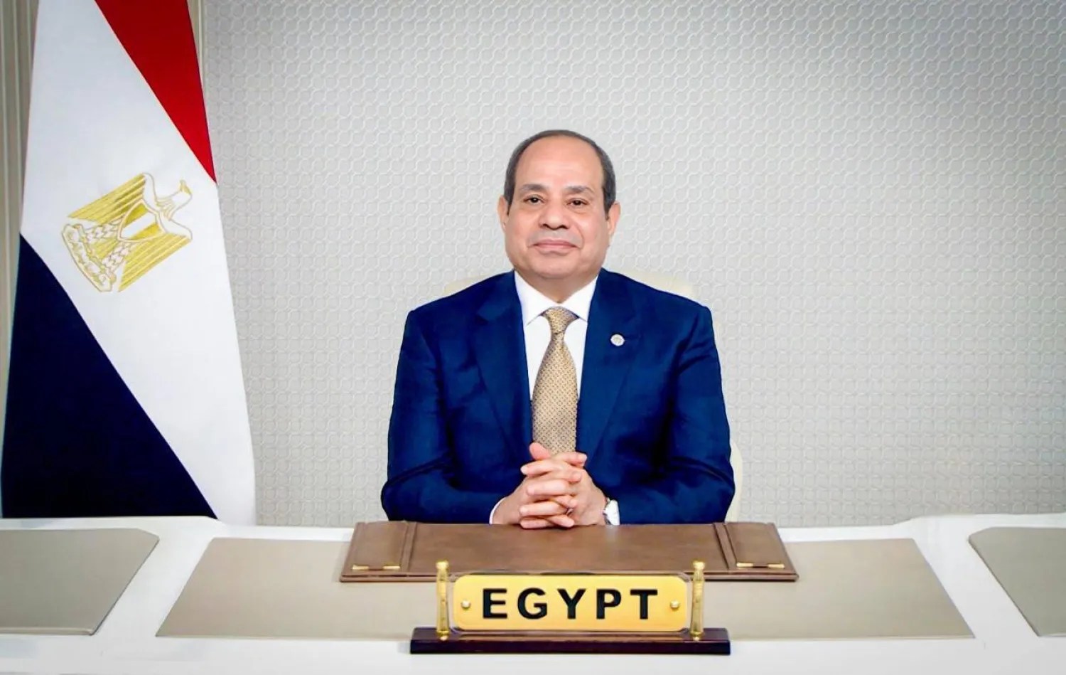 الرئيس السيسي يعتمد صرف البدل النقدي للصحفيين.. ويوجه بحل أزمة مكافآت ماسبيرو
