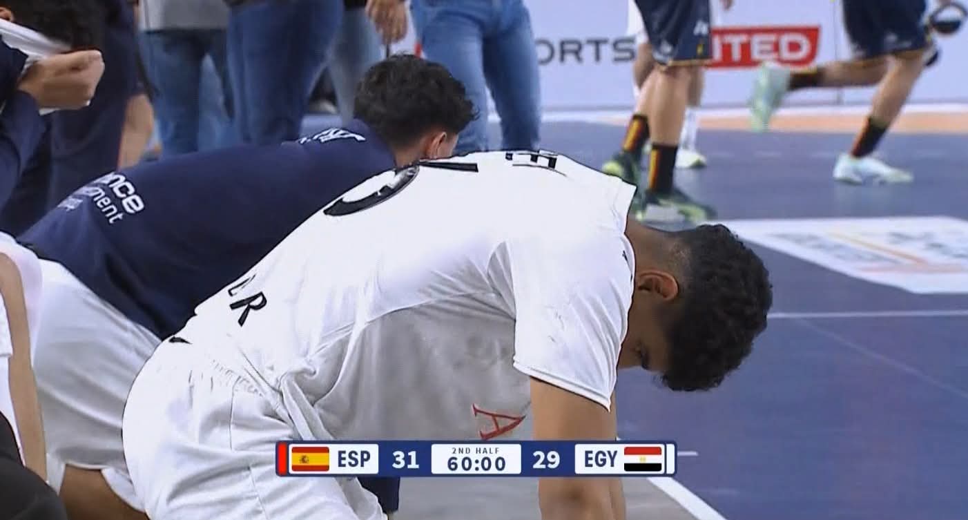 خسارة منتخب اليد للشباب أمام الماتادور الإسباني 31-29 فى ربع نهائى بطولة العالم