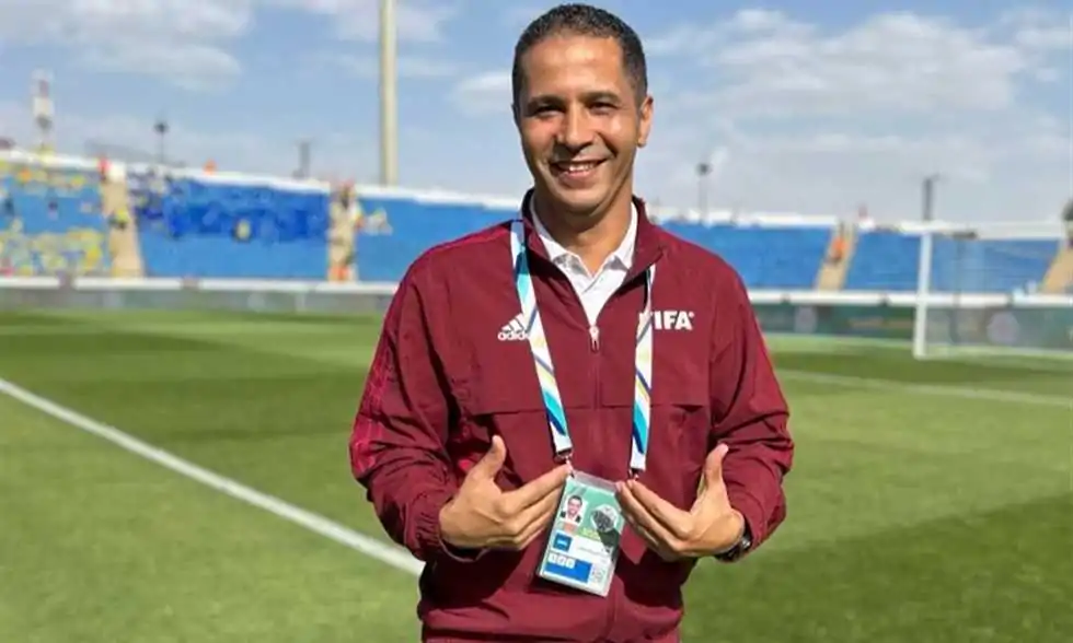 تعيين محمود عاشور حكما للفيديو في مباراة بوركينا فاسو وموريتانيا