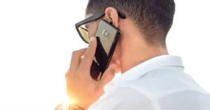 ارتفاع أسعار الهواتف المحمولة بنسبة عشرين بالمئة بعد أزمة المغتربين في السوق المحلية