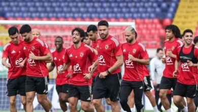 الأهلي يختتم تدريباته في التتش استعدادا للمباراة قبل السفر إلى الجزائر
