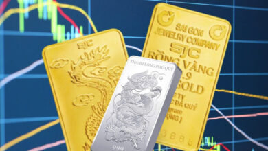 الذهب يتراجع إلى أدنى مستوياته منذ سنوات قرب 4700 دولار عالميًا