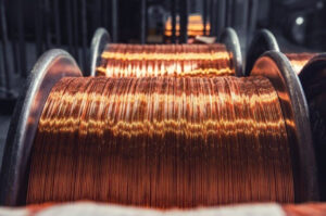 تراجع سعر النحاس مع تصاعد المخاوف بشأن تباطؤ الطلب على المعادن الصناعية