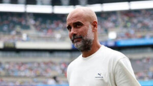 حق لي التعبير عن مواقفي الإنسانية بحرية ومسؤولية في حياتي اليومية