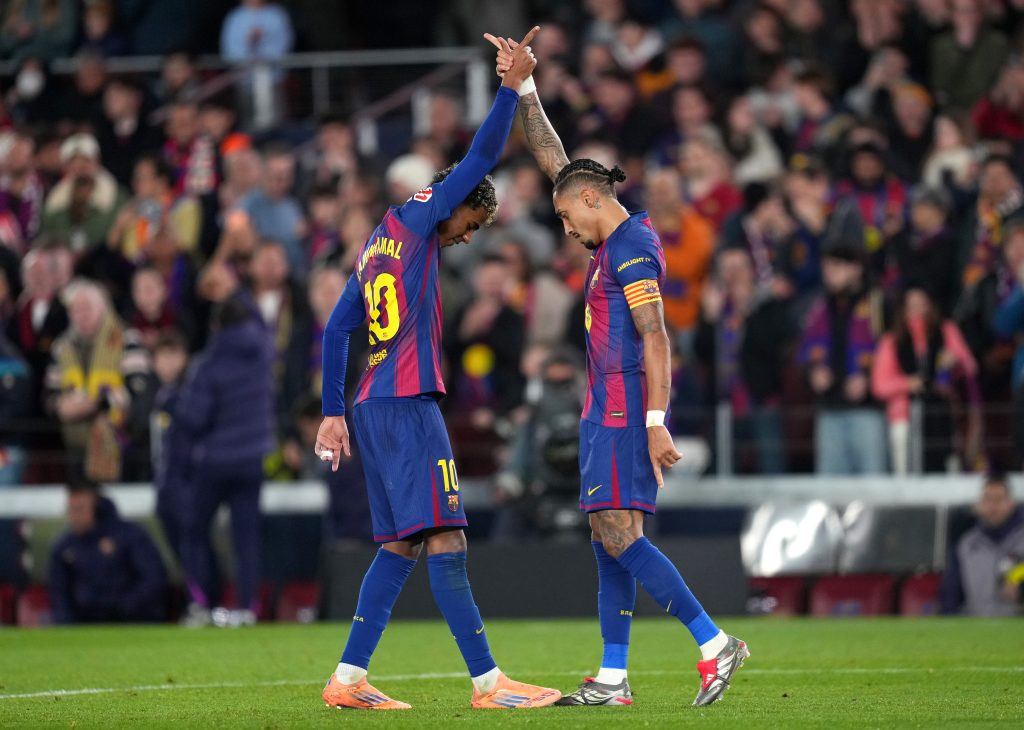 رافينيا يقرر المشاركة مع برشلونة في مواجهة ريال مايوركا