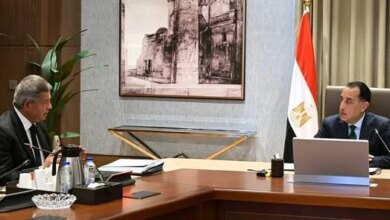 مدبولي يتلقى التقرير النهائي من لجنة تطوير الإعلام استعدادًا لمواجهة تحديات مستقبل القطاع