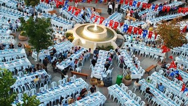 موائد الرحمن في رمضان 2026 الشروط الرسمية لإقامتها بدون رسوم ومواعيد بداية ونهاية شهر رمضان