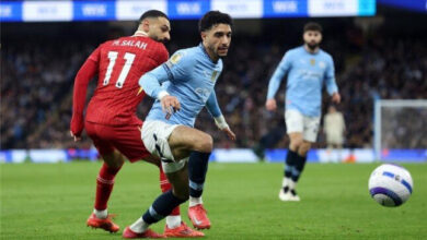موعد مباراة ليفربول ومانشستر سيتي في الدوري الإنجليزي وسط منافسة حامية بين صلاح ومرموش
