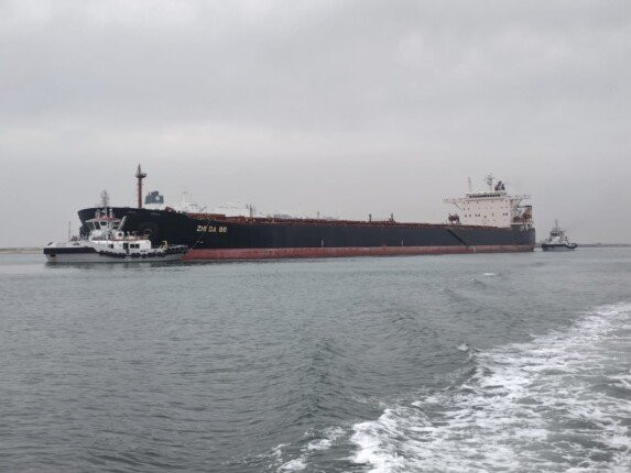 ميناء دمياط يحقق أعلى حمولة بضائع عامة منذ افتتاحه في تاريخ الميناء