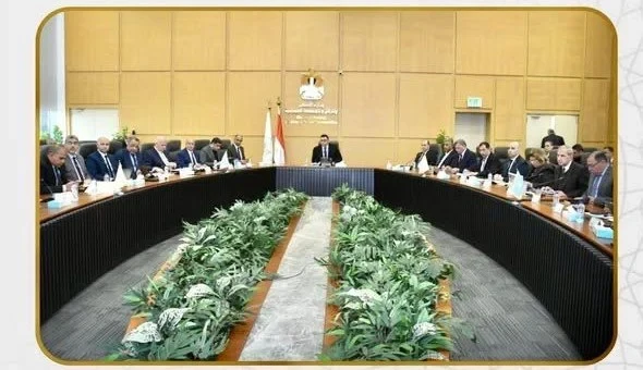 وزير الإسكان يتفقد تقدم مشروعات حياة كريمة لتطوير وتحديث قرى الريف في إطار خطة التنمية الشاملة