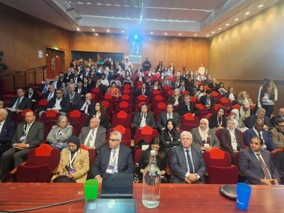 وزير التعليم العالي يشهد انطلاق فعاليات التعاون العلمي والأكاديمي المصري الفرنسي بجامعة سيرجي